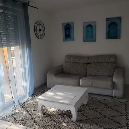 Les Lys Magiques דירה קרקסון