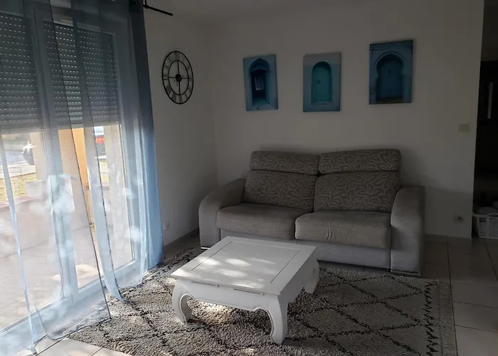 Les Lys Magiques Апартаменты Каркассон